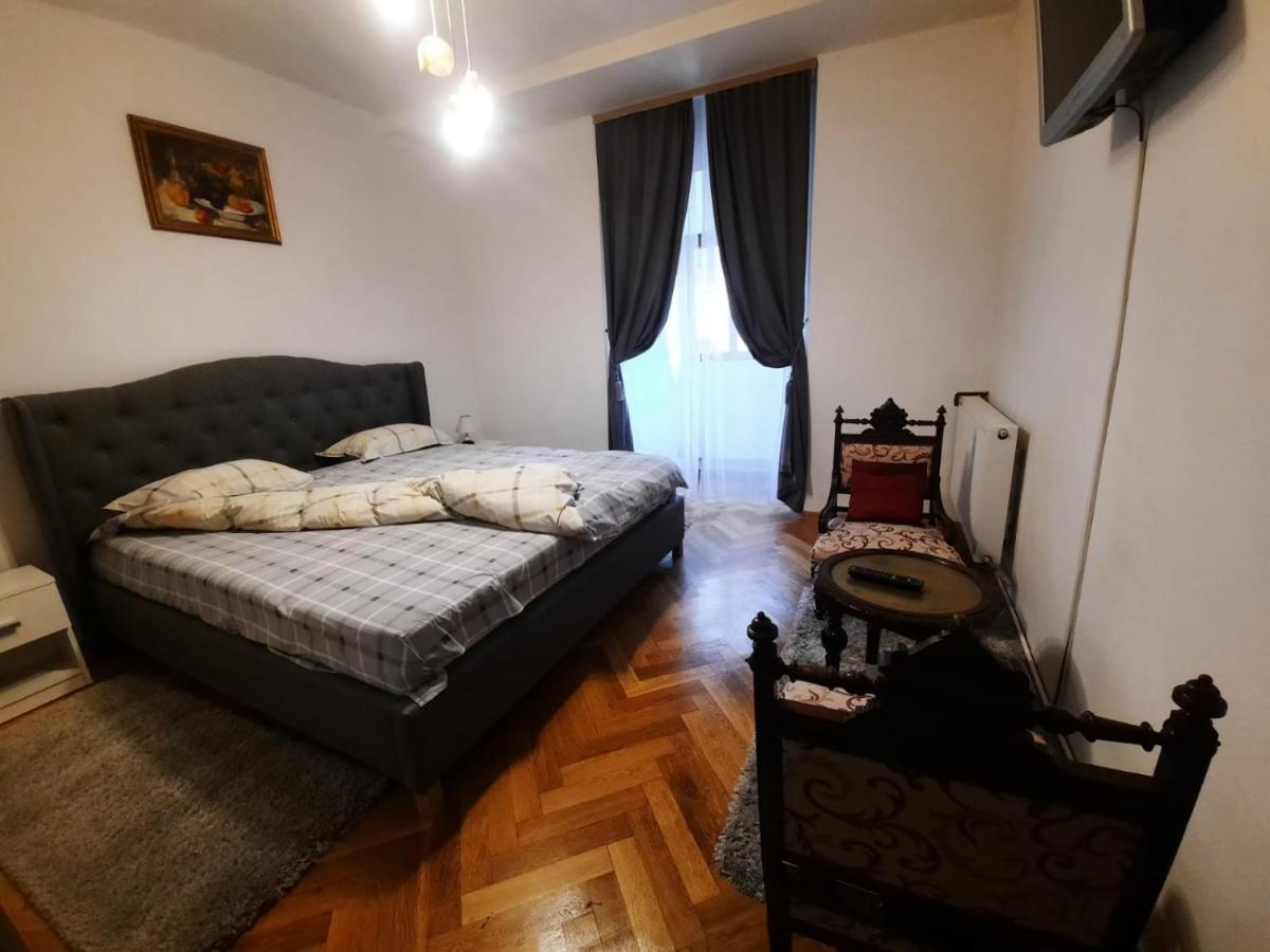 Republicii Apartment Braşov Extérieur photo